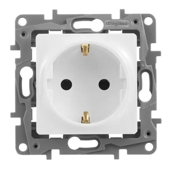 Etika - Розетка 2P+E нем. стд. (белый)