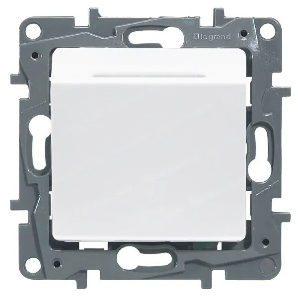 Etika - Выключатель с ключом-карточкой с выдержкой времени до 30 сек.(белый)